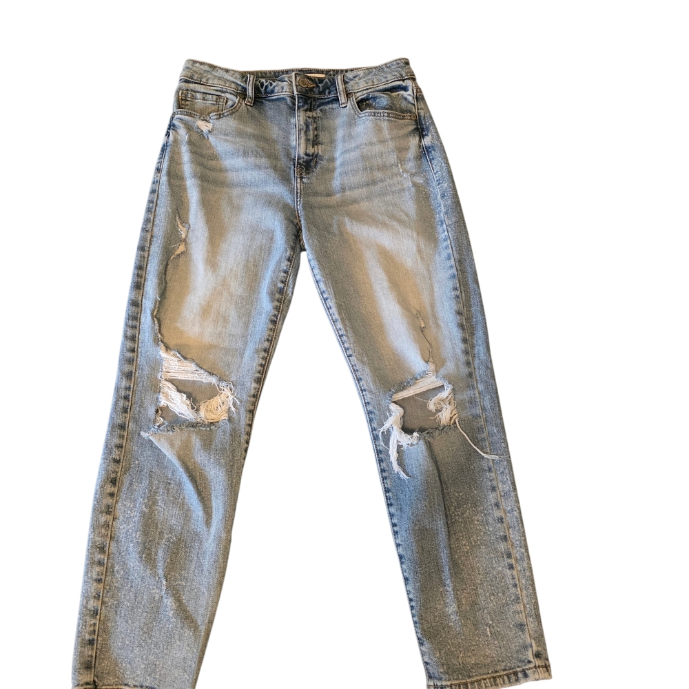 Distressed Light Blue Jeans